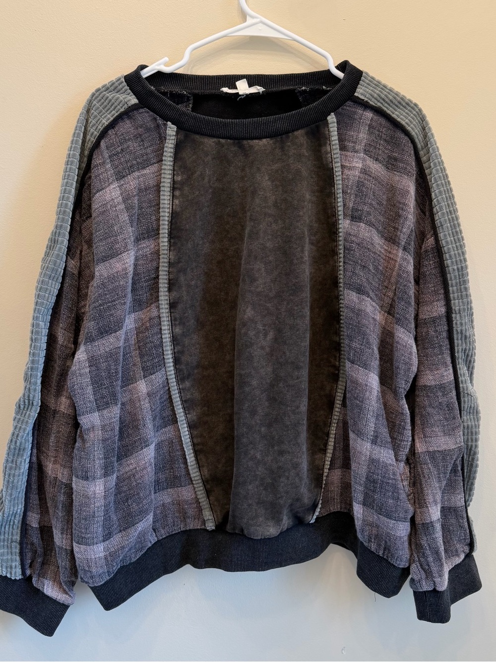 Oli & Hali Plaid Shirt sz L Gray Black long sleeve textured EXCELLENT CONDITION
